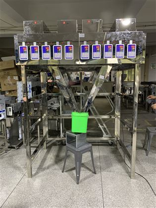 30頭寶石串鏈稱重計量分裝機（裝盒機）