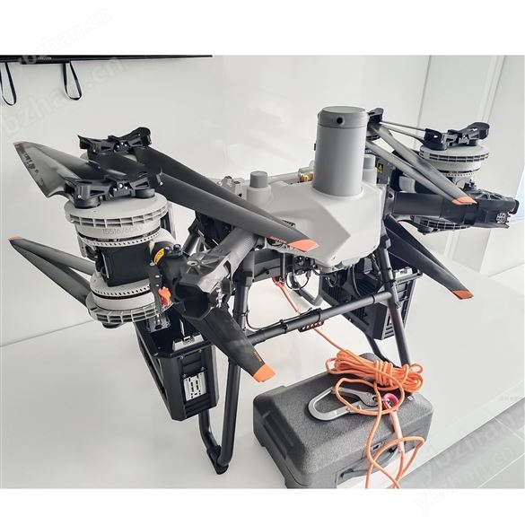 大疆FlyCart100載重80kg，可飛1500米高