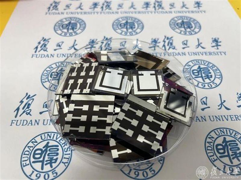 复旦团队研发锡基钙钛矿太阳能电池，攻克无铅、可持续绿色光伏技术关键难题